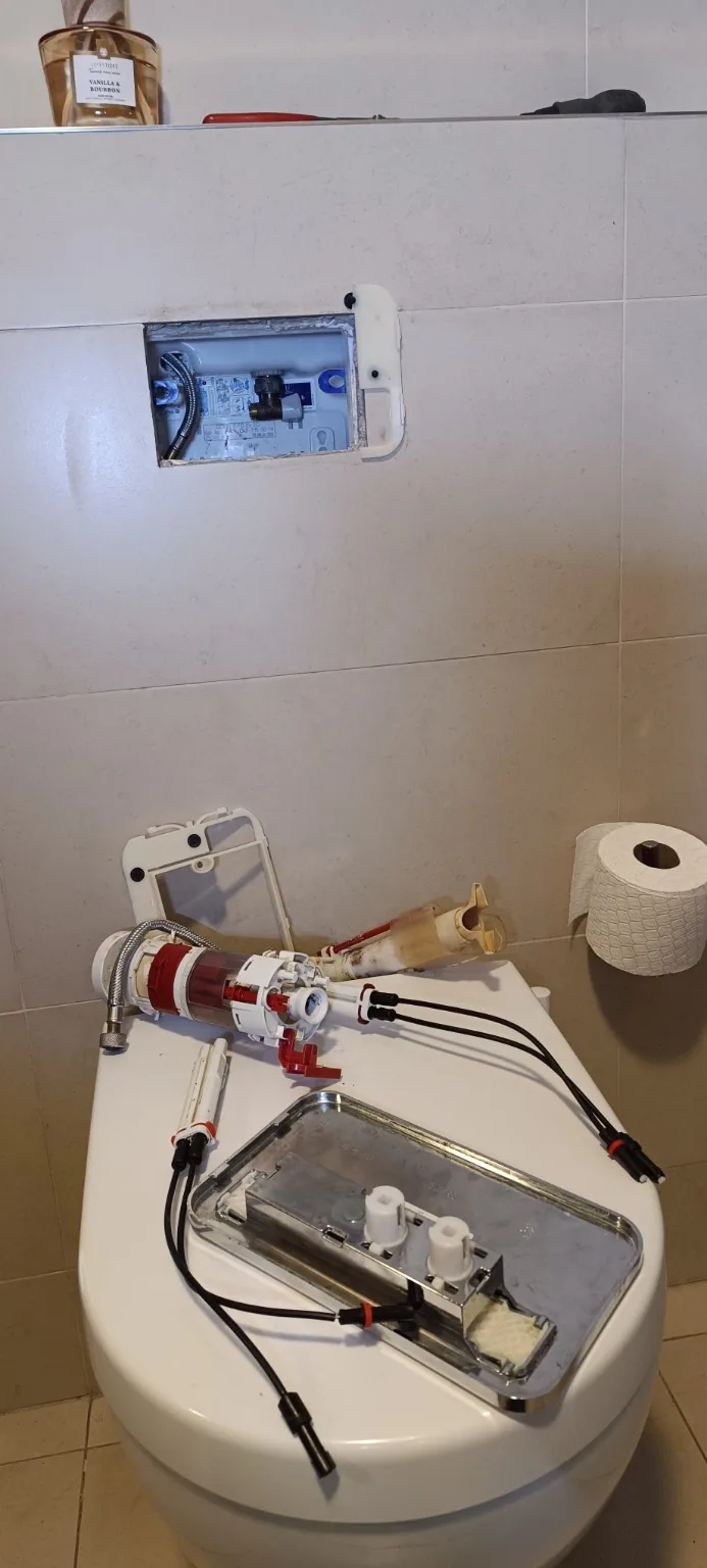 Servis WC a splachování